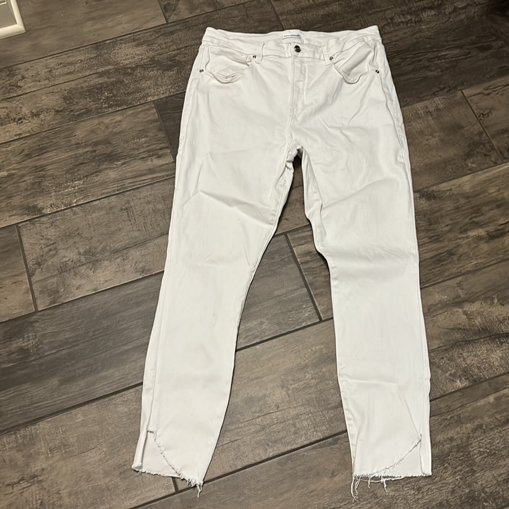 Good American Good legs crop white jeans- frayed step hem